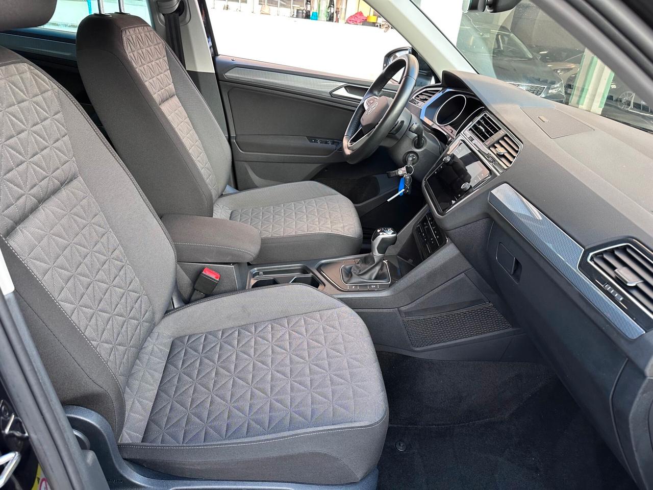 Volkswagen Tiguan 2.0 TDI 150 CV SCR DSG Elegance*EURO6