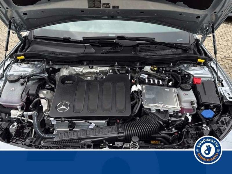 Mercedes-Benz CLA 220 4Matic Shooting Brake AMG Line