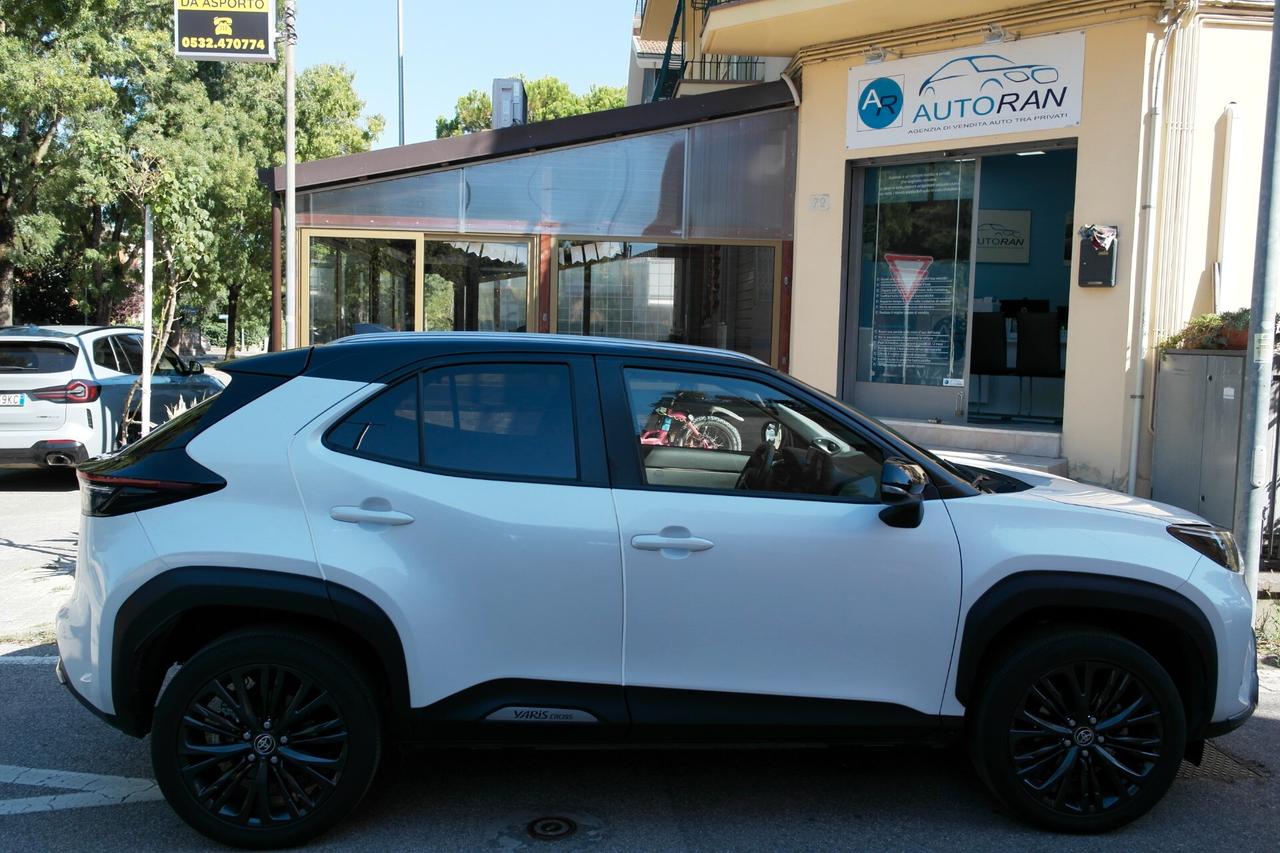 Toyota Yaris Cross 1.5 Hybrid 5p. E-CVT AWD-i Adventure