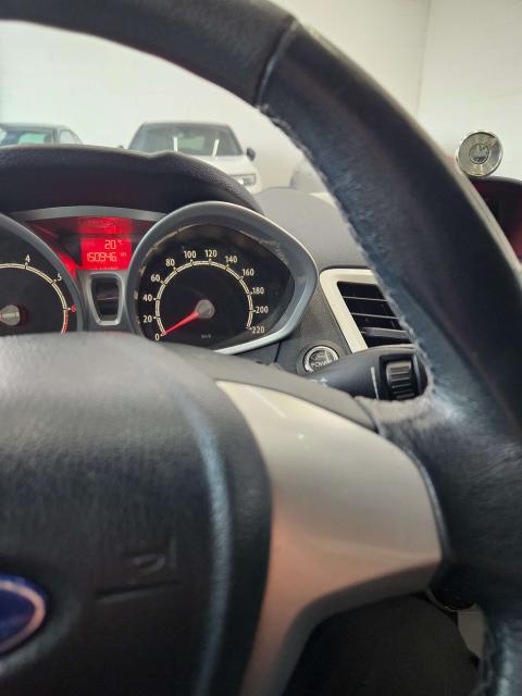 Ford Fiesta 5p 1.4 16v Titanium Gpl NEOPATENTATI