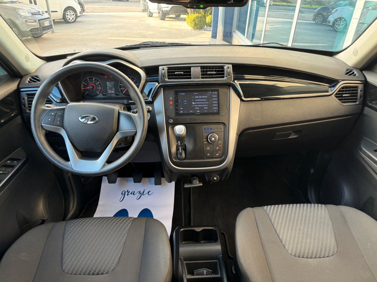 Mahindra KUV100 1.2 K8