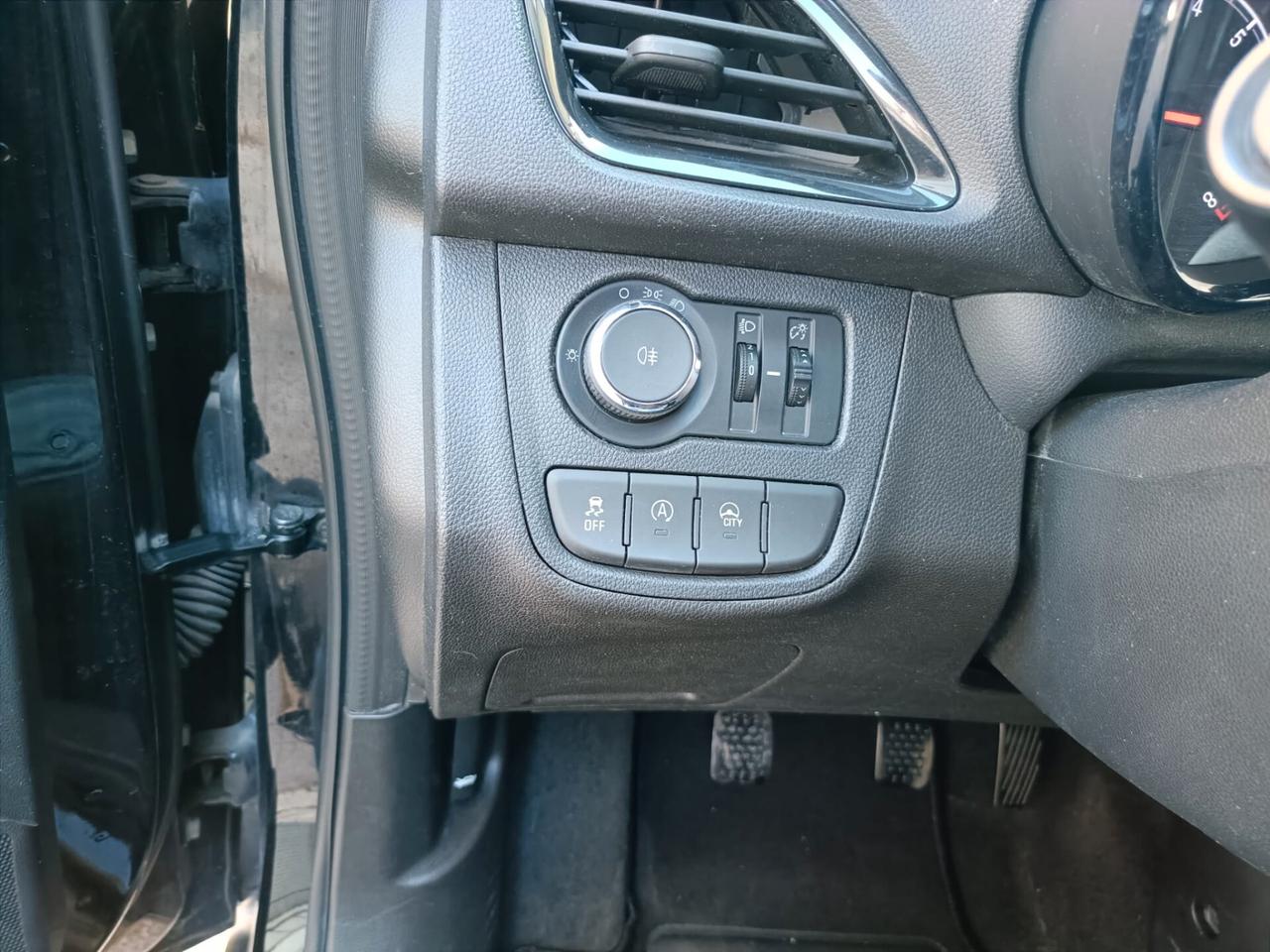 Opel Karl Rocks 1.0 73 CV Start&Stop