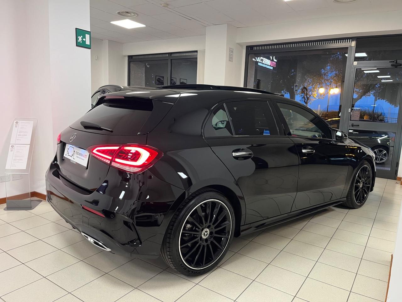 Mercedes A 180d AMG Premium Night Edition Tetto/luci
