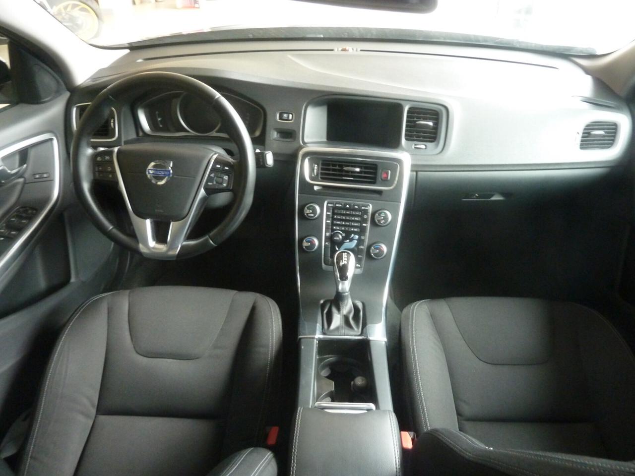 Volvo V60 D3 Geartronic Summum EURO 6