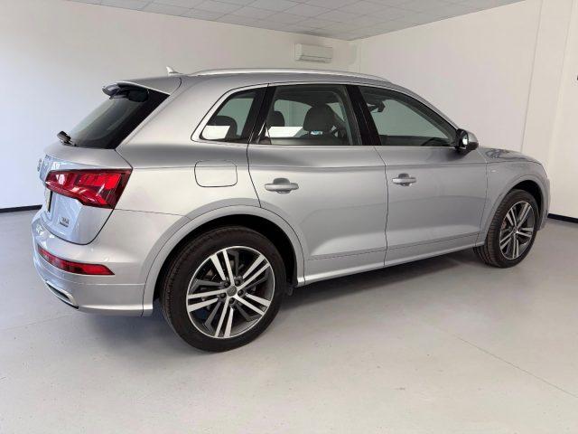AUDI Q5 2.0 TDI quattro S tronic S Line Sline