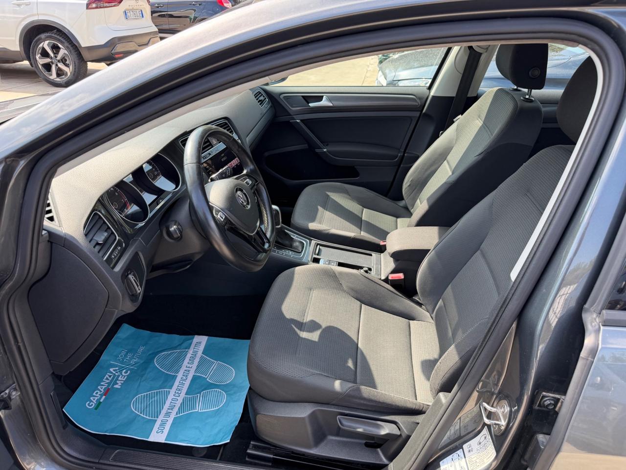 Volkswagen Golf Variant 1.4 TGI DSG Business BlueMotion/121.000KM