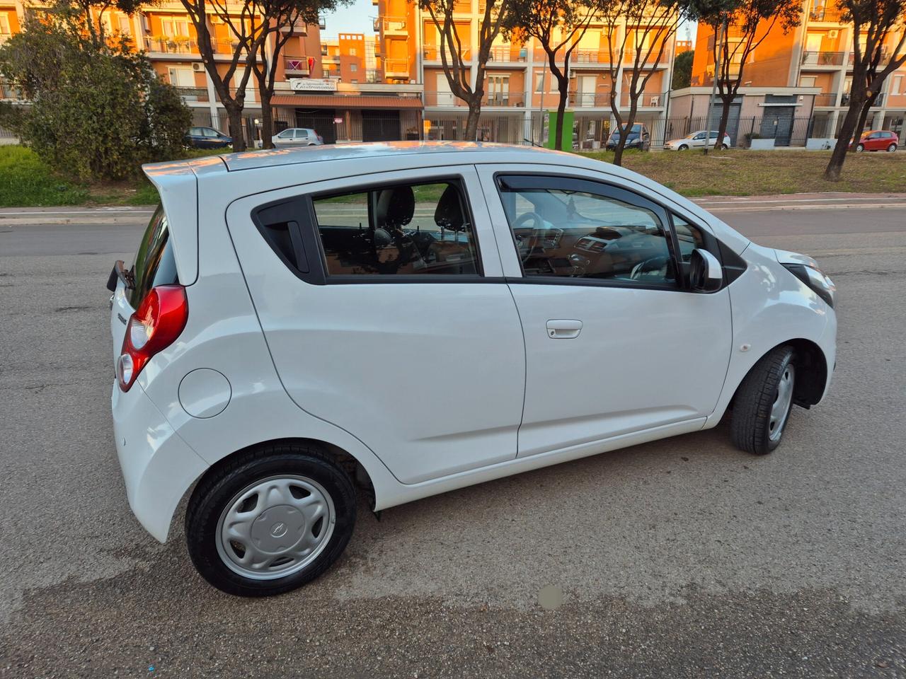 Chevrolet spark 1.0 gpl anno 2014