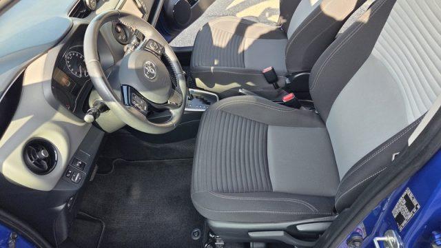 TOYOTA Yaris 1.5 Hybrid 5 porte Active PERMUTE OK NEOPATENTATI