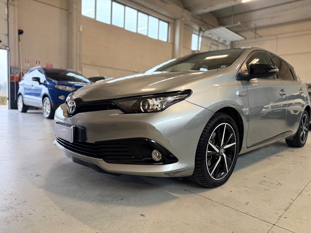 Toyota Auris 1.8 Hybrid Black Edition AUTOMATICA NEOPATENTATI