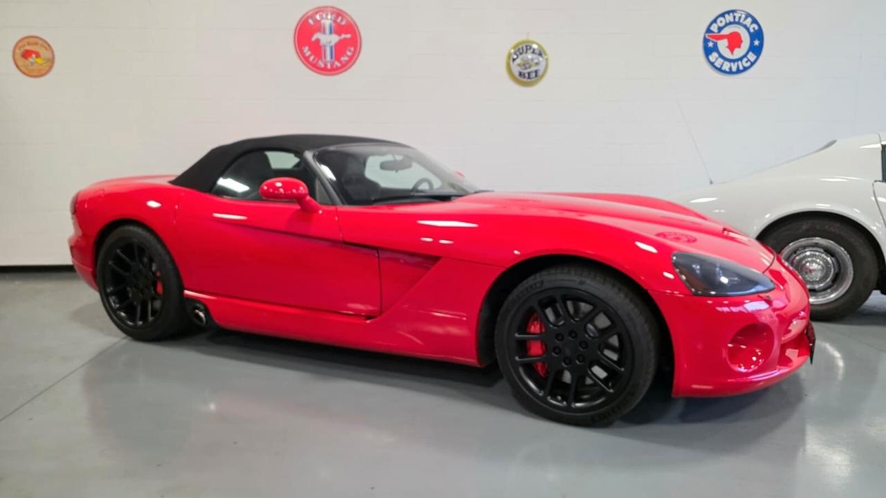 Dodge Viper SRT 10 2004