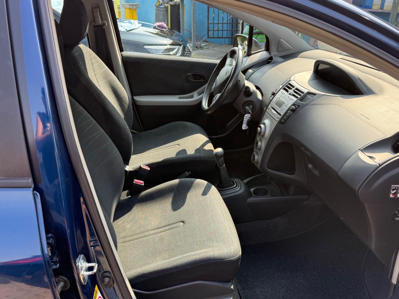 Toyota Yaris 1.0 5 porte