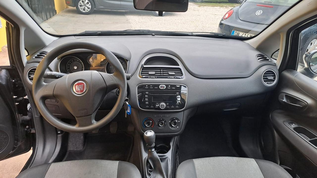 Fiat Punto 1.2 8V 2015 5 porte Street OK NEOPATENTATI