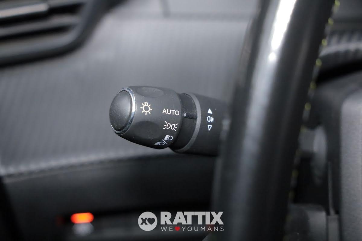 Peugeot e-208 motore elettrico 100kW GT