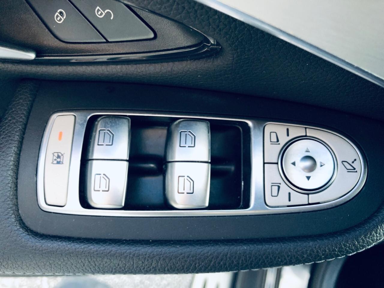 Mercedes-benz GLC 220 d 4Matic Sport TETTO -PEDANE