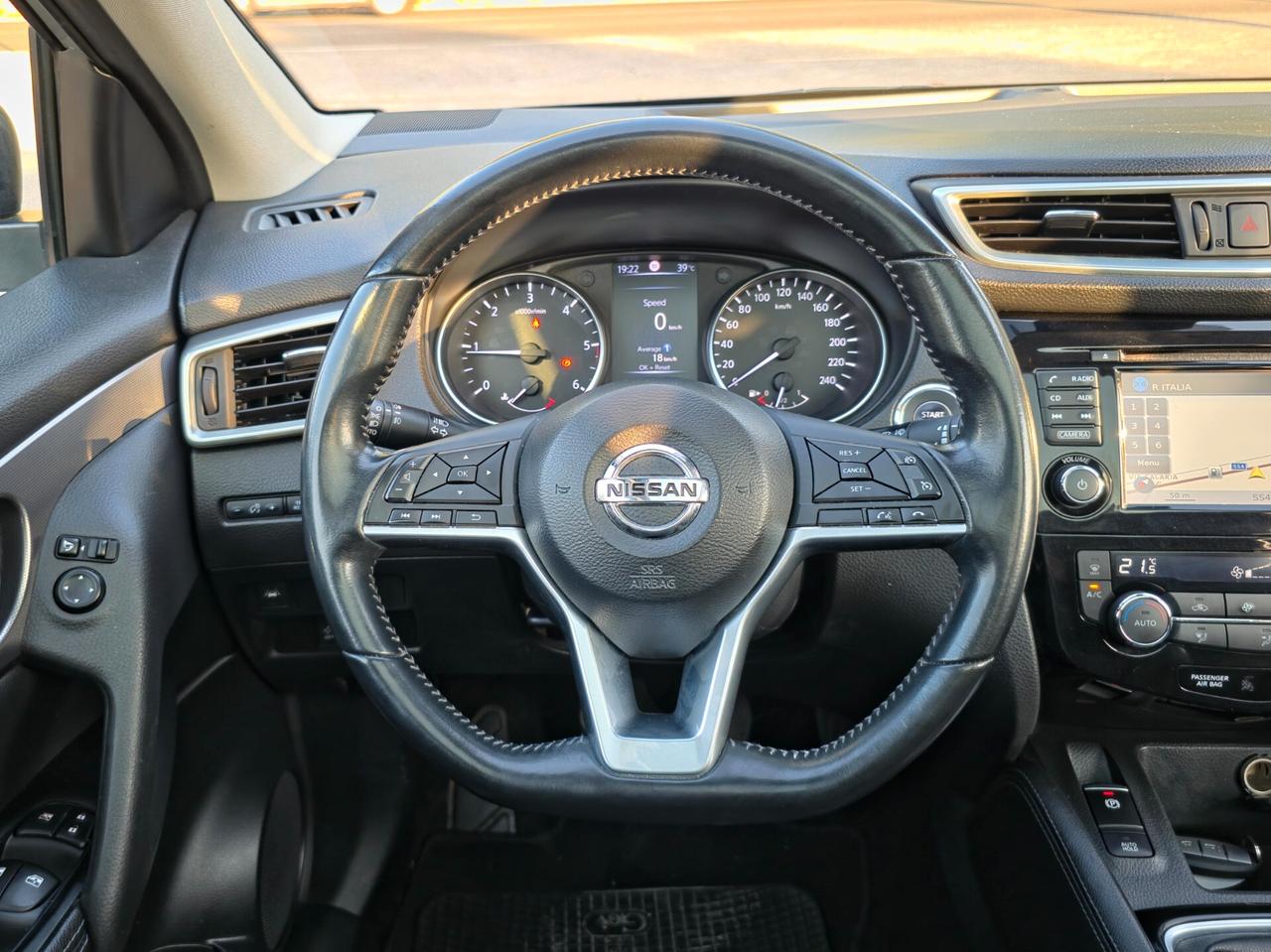 Nissan Qashqai 1.5 dCi N-Connecta CV-116 E6 Manuale NEO 2019