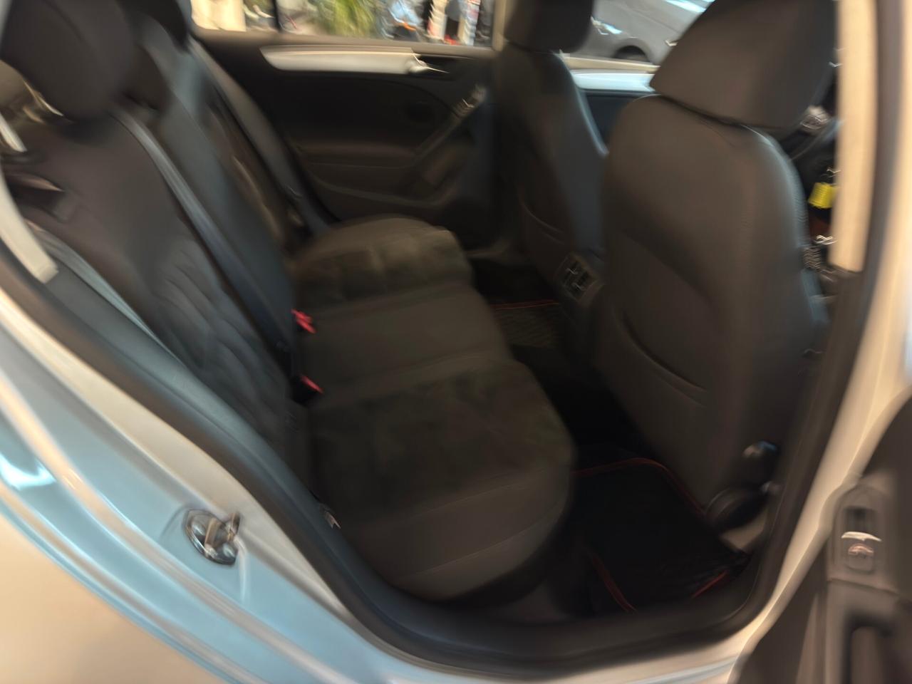 VOLKSWAGEN GOLF 1.4cc 122cv BENZINA 5porte