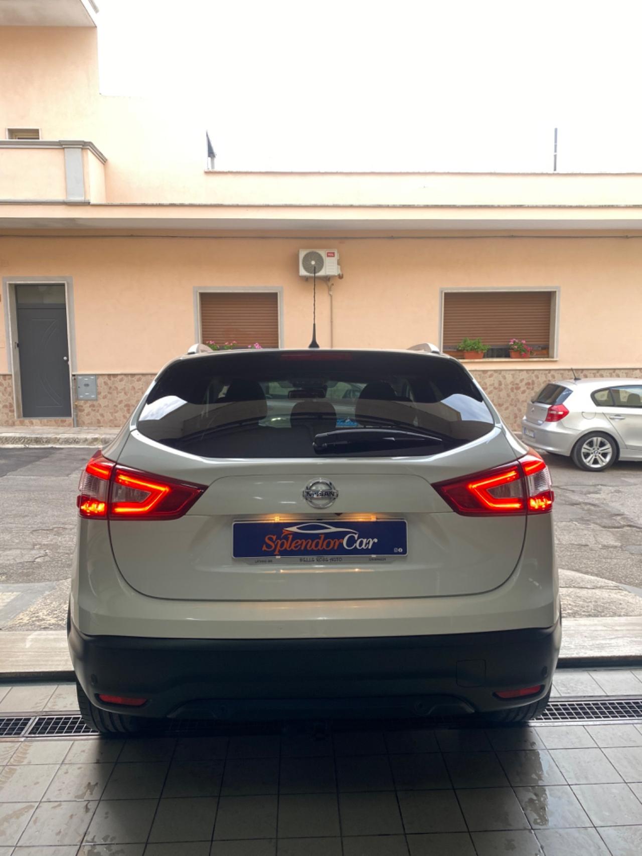 Nissan Qashqai 1.5 dCi Tekna Gancio Traino