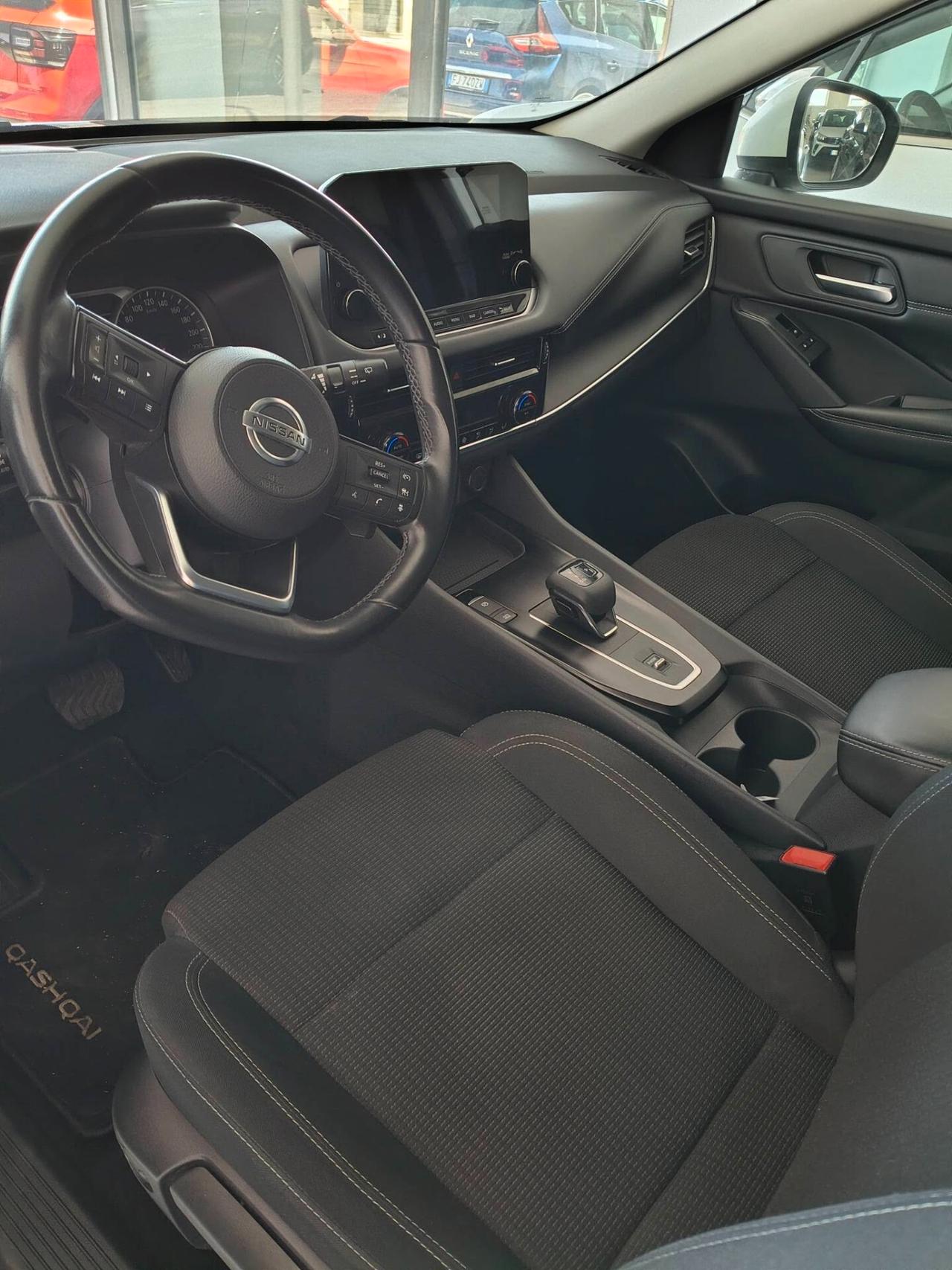 Nissan Qashqai MHEV 158 CV Xtronic Business