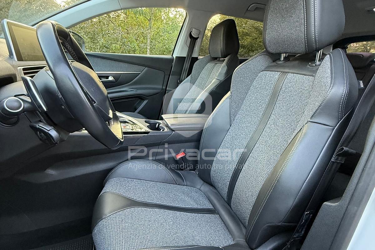 PEUGEOT 3008 BlueHDi 130 S&S EAT8 Allure