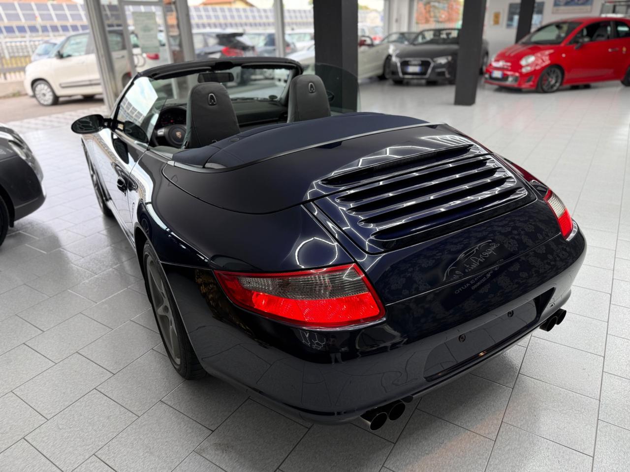 Porsche 911 Carrera 4S Cabriolet