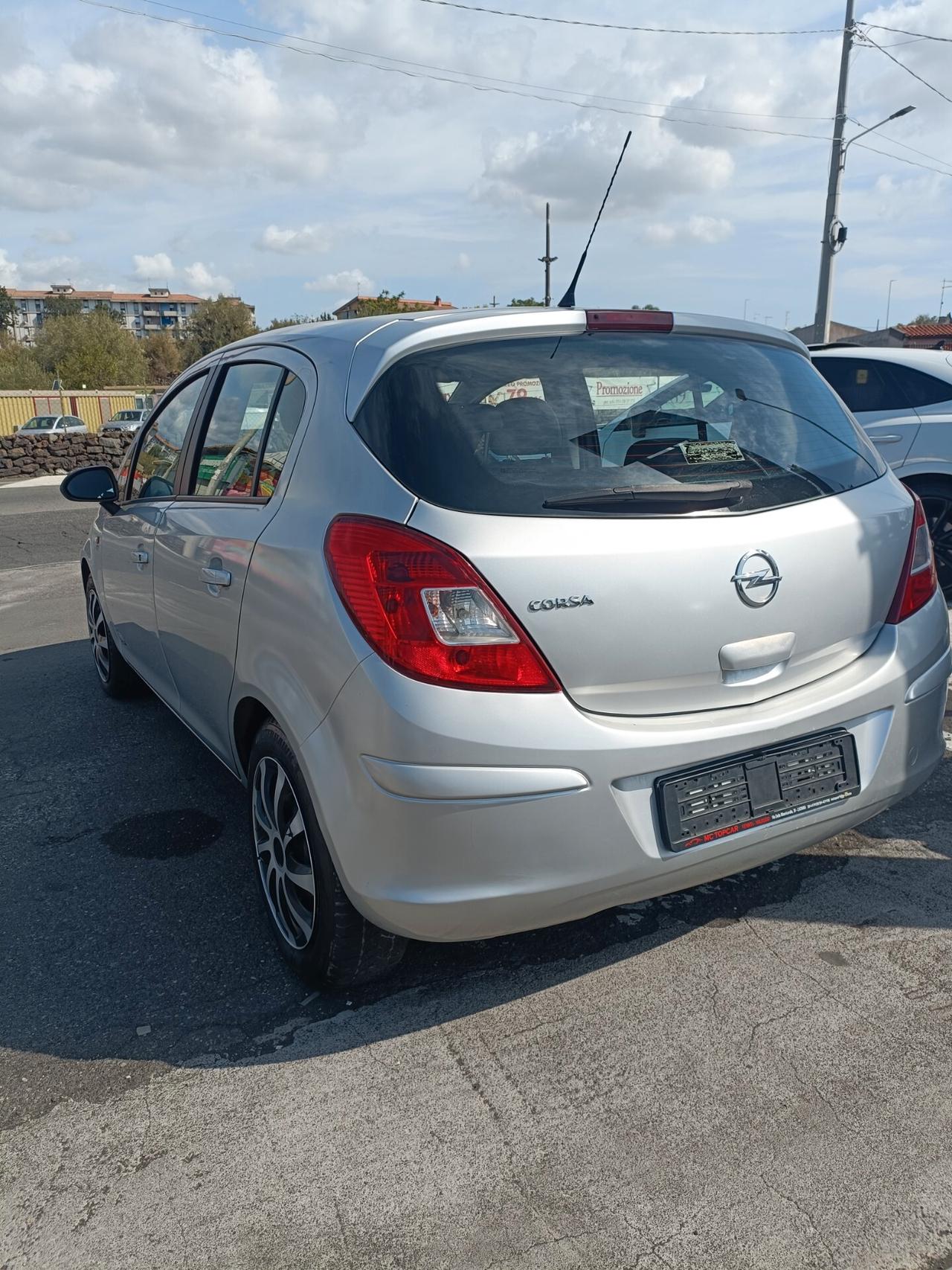 Opel Corsa 1.2 5 porte Elective