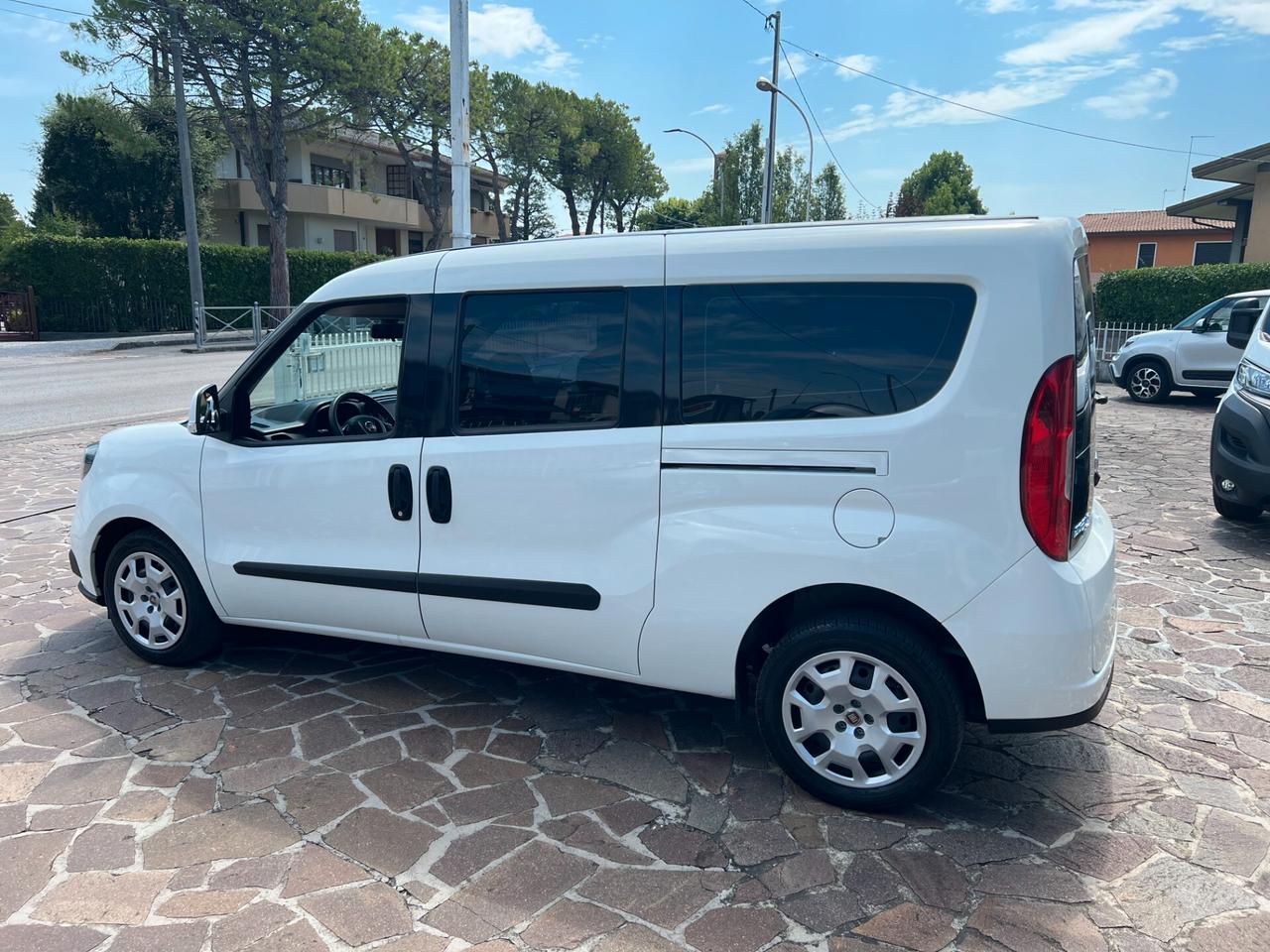 Fiat Doblo Maxi 1.6 MJT 101 CV PL Combi N1 Autocarro 5 posti **Km 18.600**