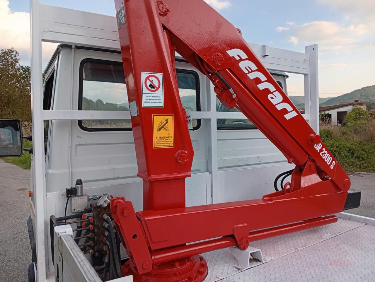 Iveco Daily 49-10 Gru e cassone fisso