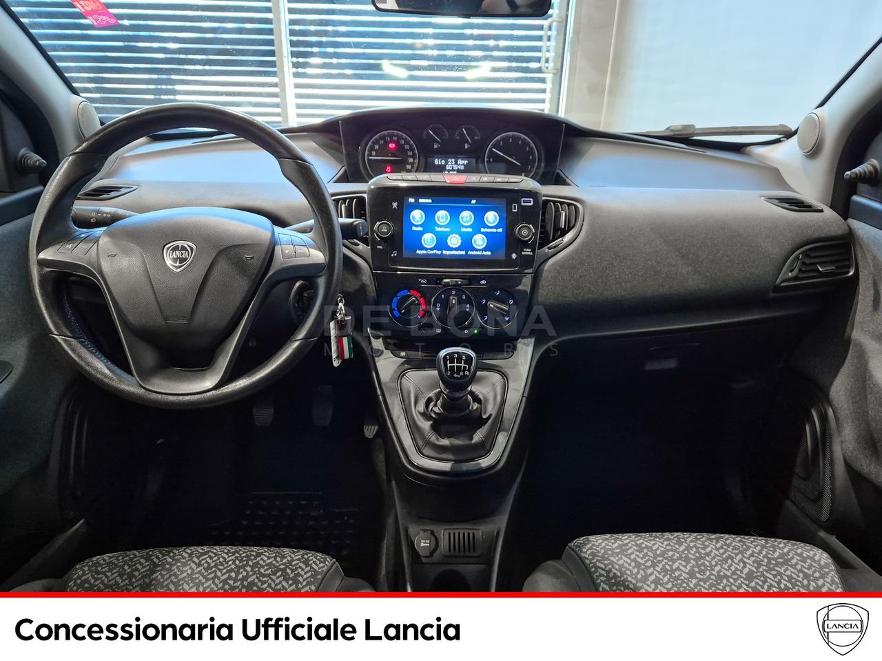Lancia Ypsilon 1.0 firefly hybrid silver s&s 70cv