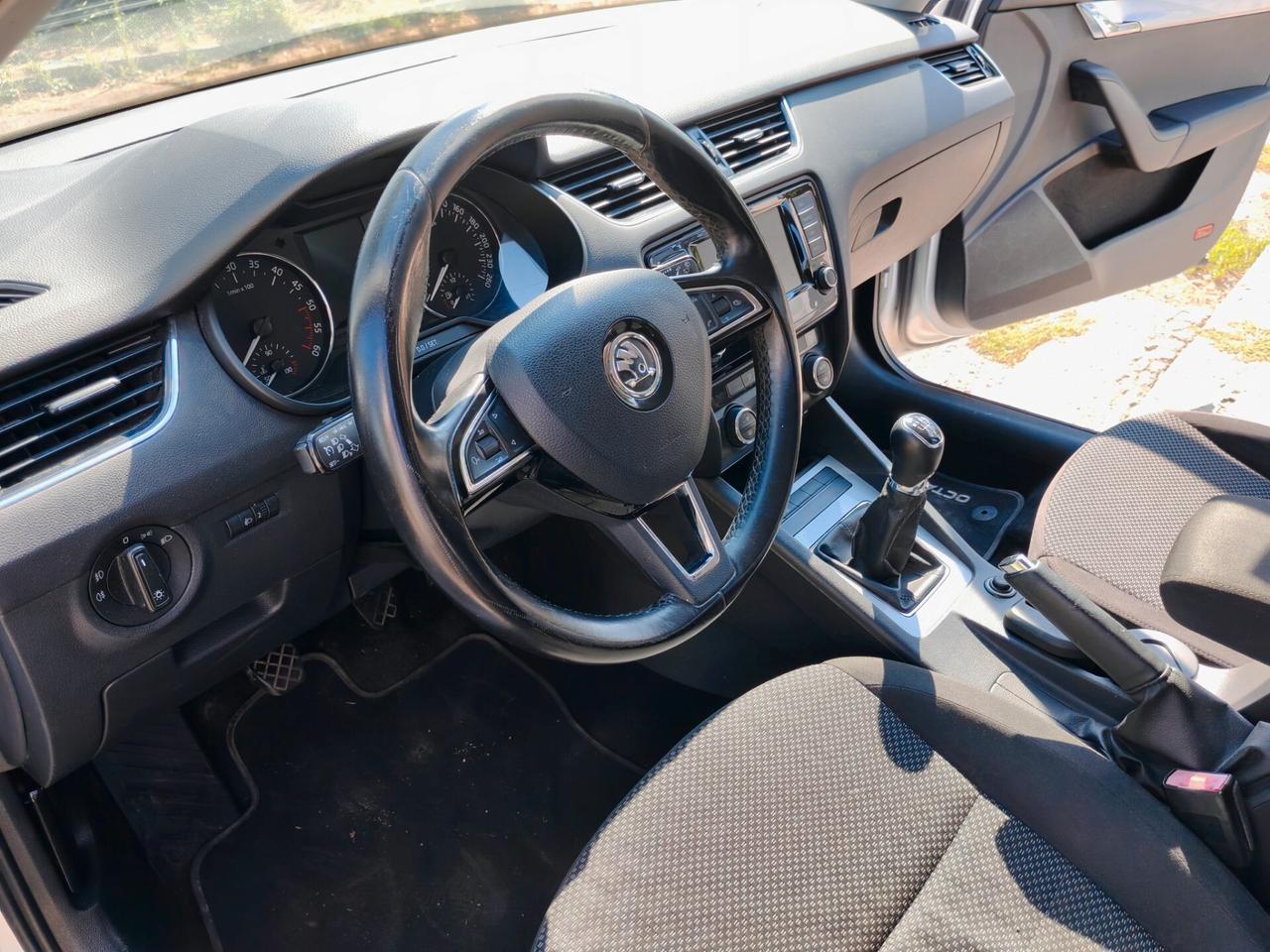 Skoda Octavia 1.6 TDI CR 110 CV EURO6