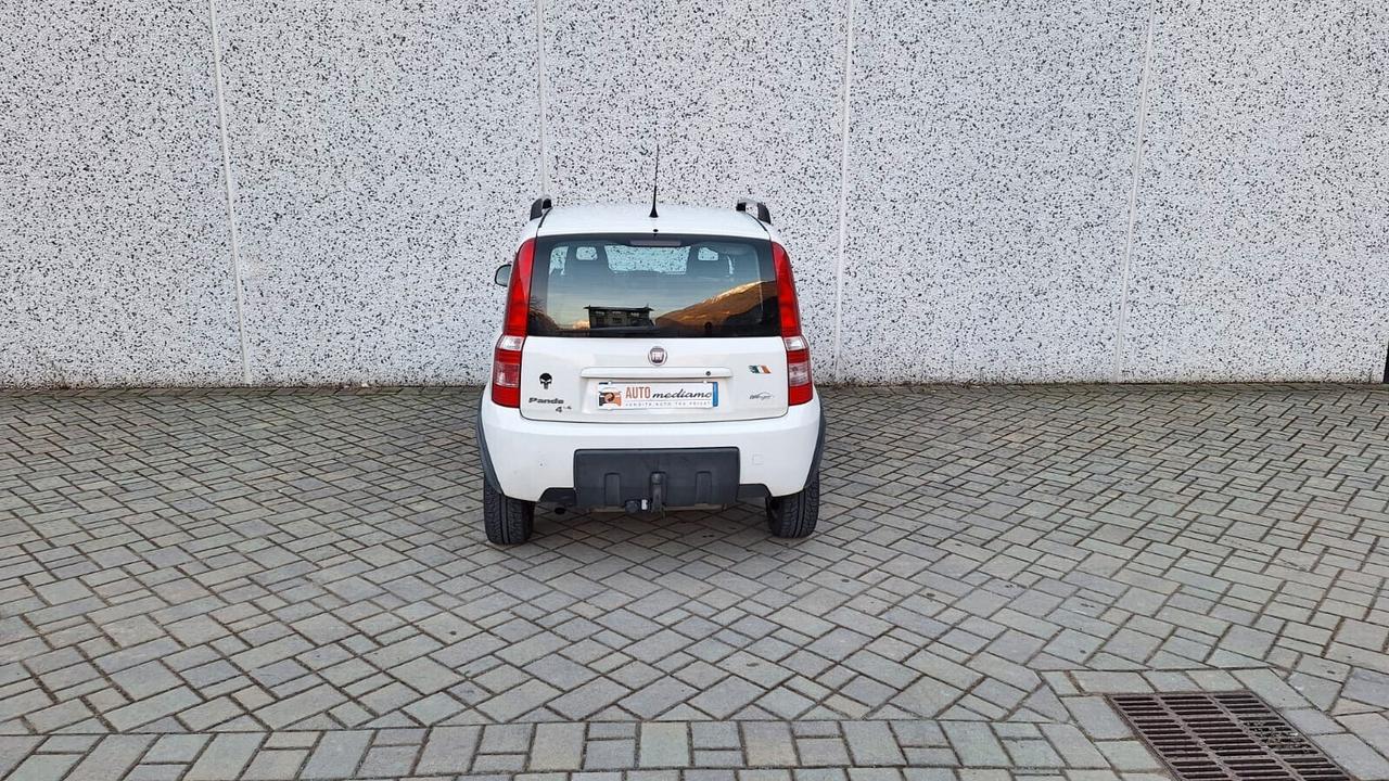 Fiat Panda 4X4 1.3 MJET Climbing Neopatentati Gancio