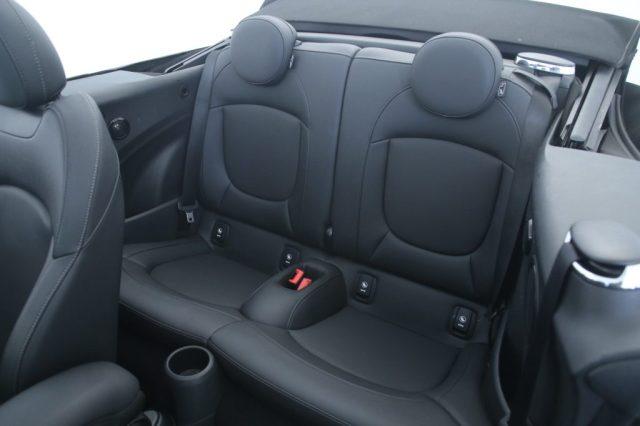 MINI Cabrio 1.5 Cooper Cabrio Premium Plus Package