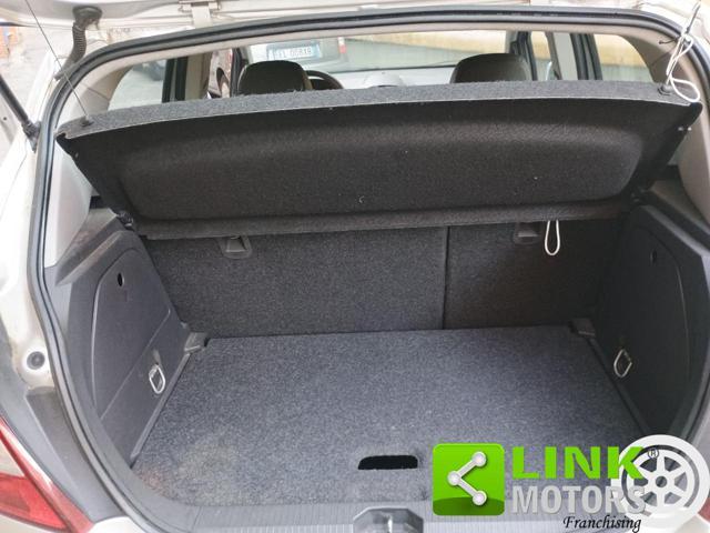 OPEL Corsa 1.2 12V 5 porte Club