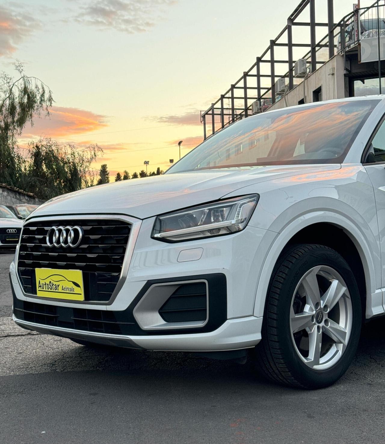 Audi Q2 1.6 TDI 115CV S-LINE