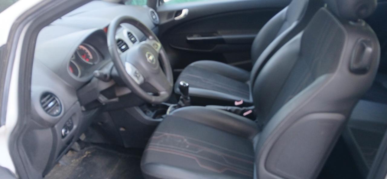 Opel Corsa GPL motore rotto