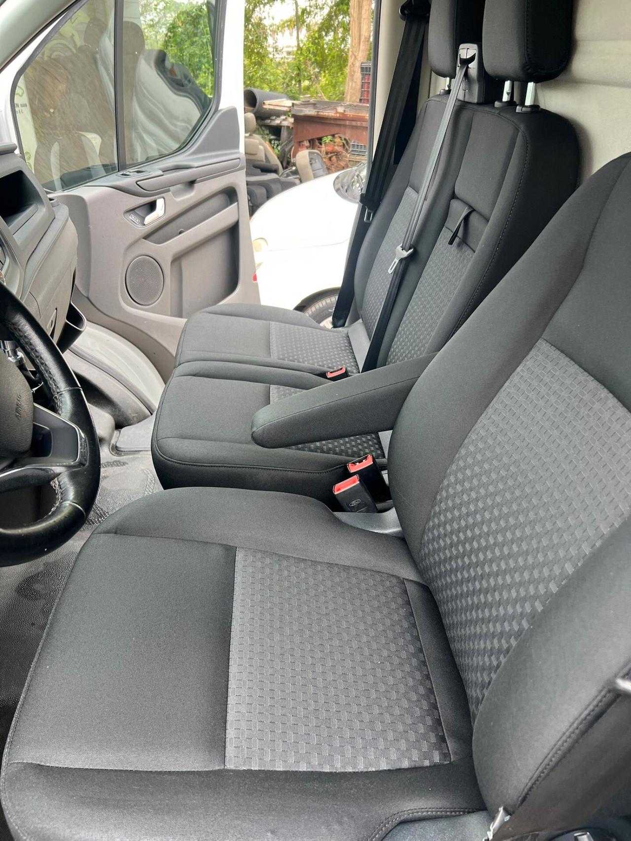 FORD Custom Tourneo Custom ANNO 2021 CL 20 DIESEL