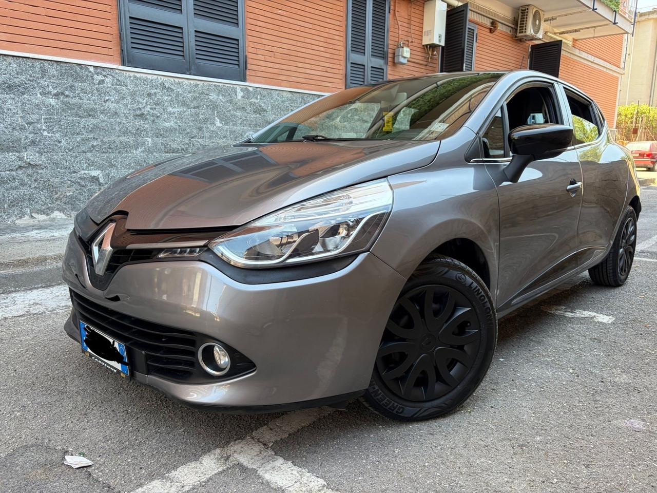 Renault Clio 1.2 75CV GPL 5 porte anno 2015