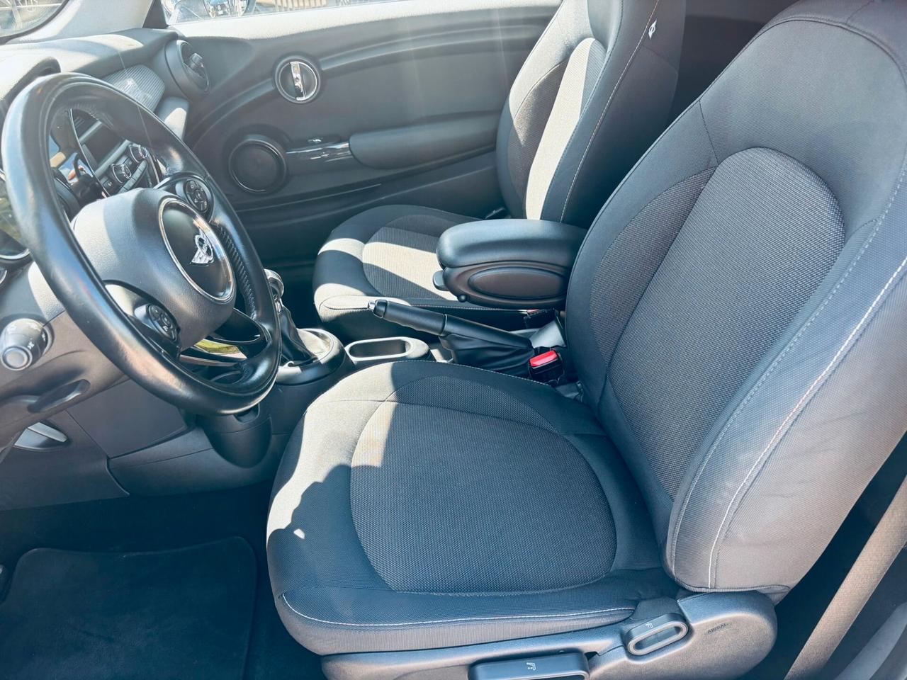 Mini 1.5 One D Business XL