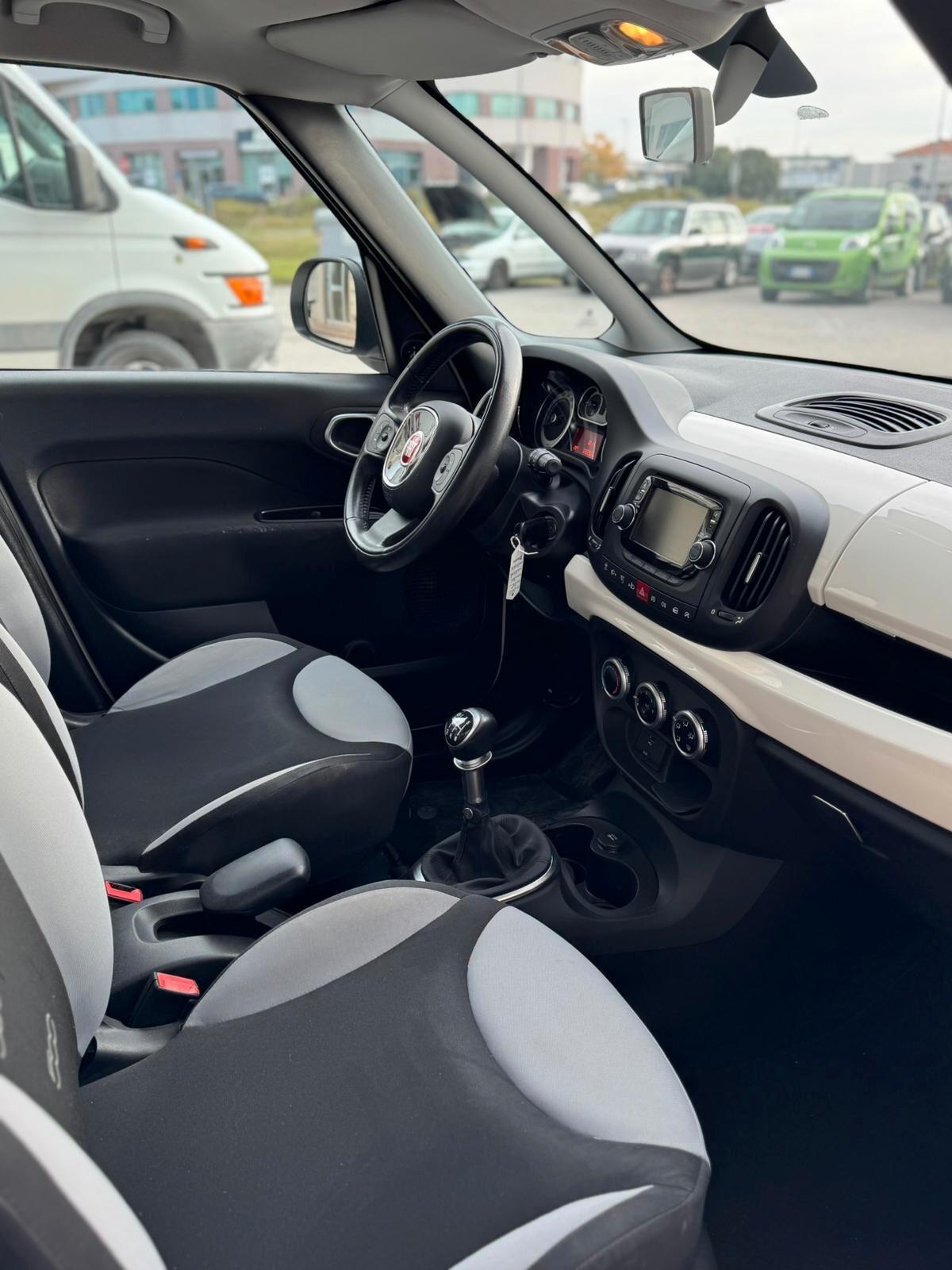 Fiat 500L 1.6 Multijet 105 CV Pop Star