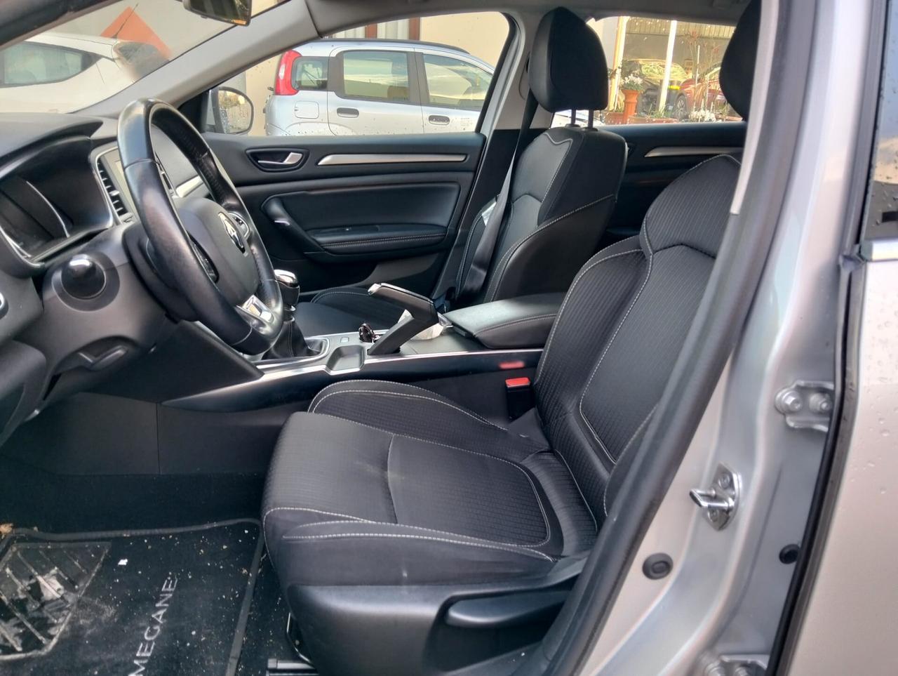 Renault Mégane dCi 110cv 2018 SINISTRATA