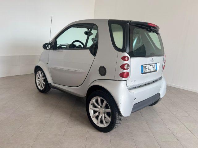 SMART ForTwo 700 coupé. passion (45 kW)