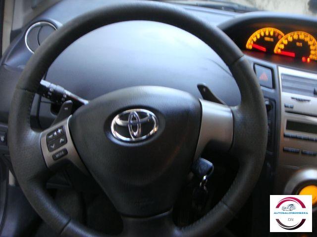 TOYOTA - Yaris - 1.3 3p. M-MT Sol
