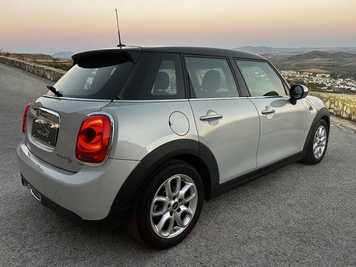Mini 1.5 Cooper D Business 5 porte UNIPROPRIETARIO