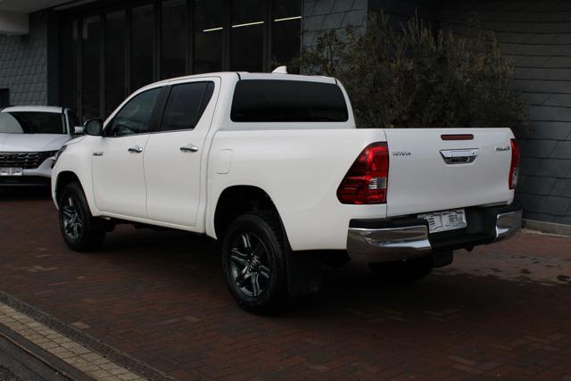 TOYOTA Hilux 2.4D-4D A/T 4WD Comfort "PRONTA CONSEGNA"