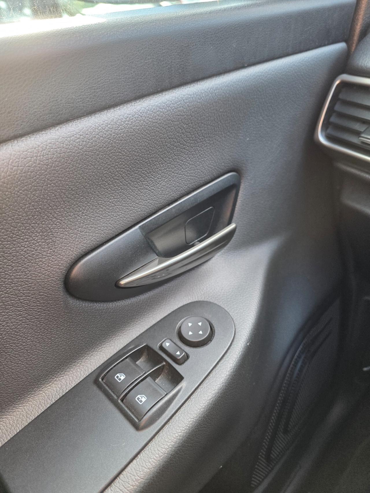 Lancia Ypsilon 1.2 69 CV 5 porte S&S Platinum