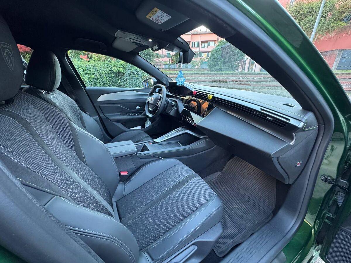 Peugeot 308 1.2 hybrid GT 145cv e-dcs 6
