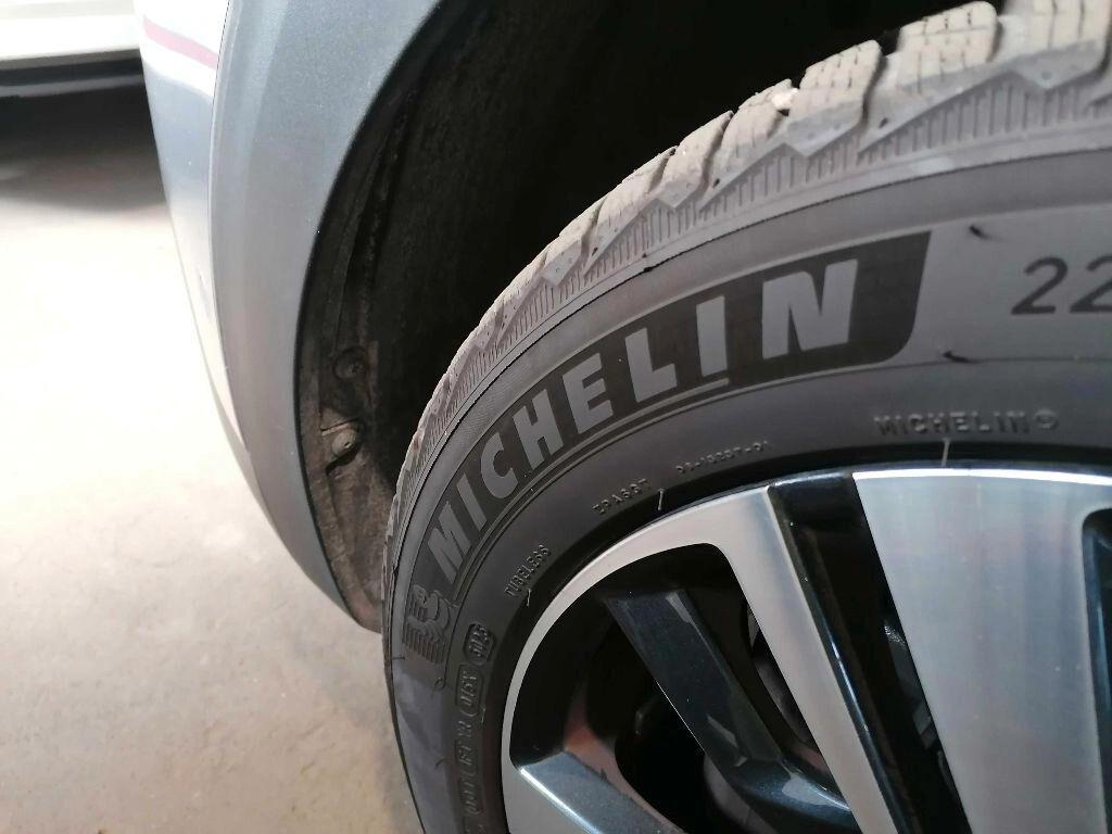 Peugeot 3008 BlueHDi 130 S&S EAT8 Allure