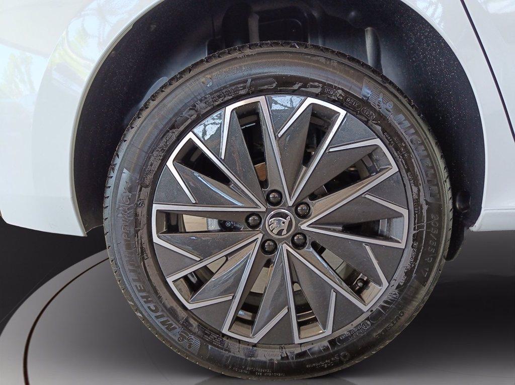 SKODA Kamiq 1.0 tsi black dots 115cv del 2025
