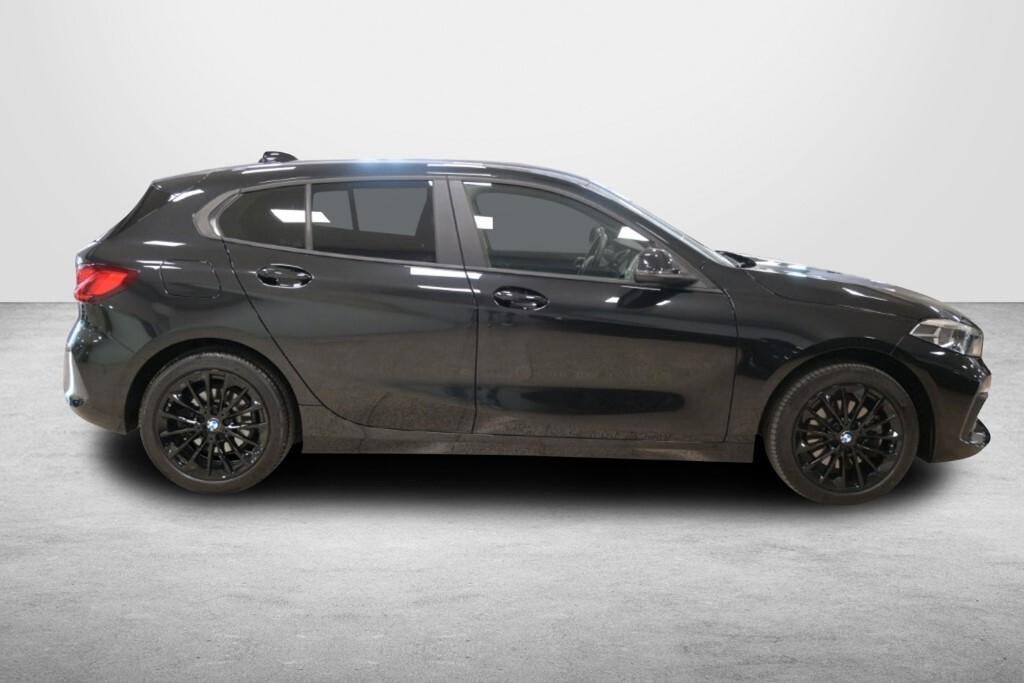 Bmw 116 116D 115CV STEPTRONIC BUSINESS ADVANTAGE ( FARI LED - CERCHI 17 PDC NAVI MIRROR CRUISE )