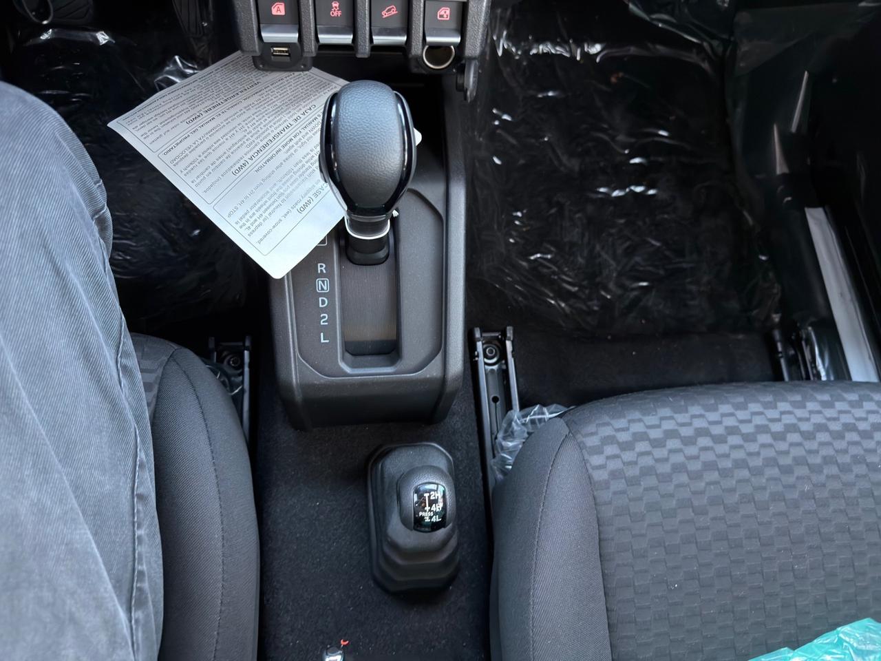 Suzuki Jimny 1.5 automatico 5 porte