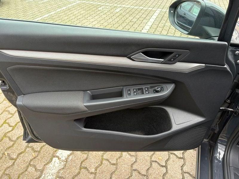 Volkswagen Golf Variant 2.0 tdi Life 115cv
